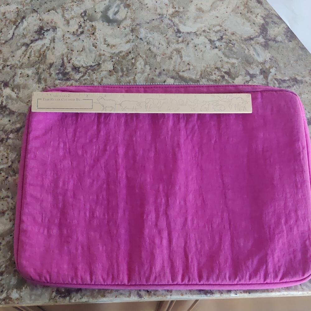 Kipling computer sleeve 🩷 - Picture 2 of 4